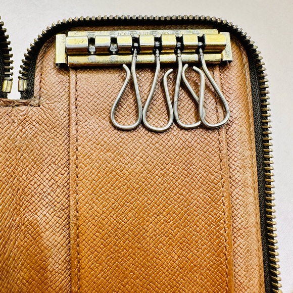 EUC Vintage Louis Vuitton Monogram Canvas Zip Around Multicles Key Holder - Picture 11 of 15